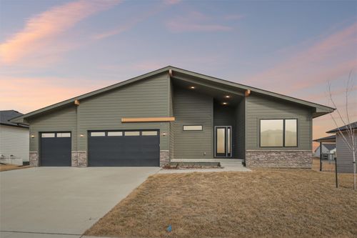 85 Nw Alderleaf Dr, Waukee, IA, 50263-6522 | Card Image