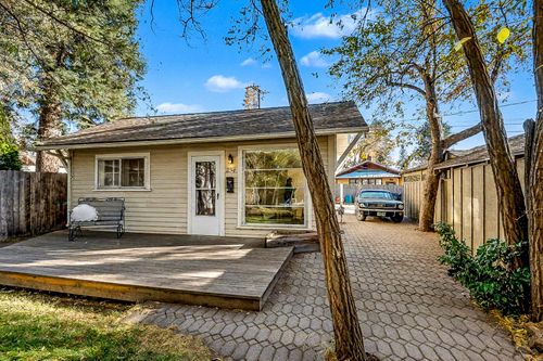 254 Nw Congress St, Bend, OR, 97703-2504 | Card Image