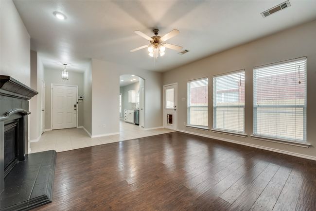 5832 Center Ridge Dr, House other with 3 bedrooms, 2 bathrooms and null parking in Fort Worth TX | Image 11