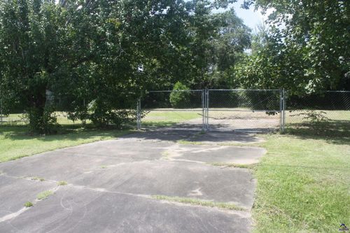 207 Cambridge Dr, Warner Robins, GA, 31093-6874 | Card Image