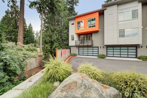 1579 163rd Place Ne, Bellevue, WA, 98008 | Card Image