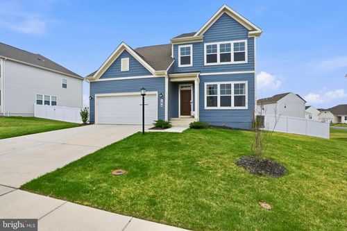 194 Triberg Dr, CHARLES TOWN, WV, 25414-1308 | Card Image