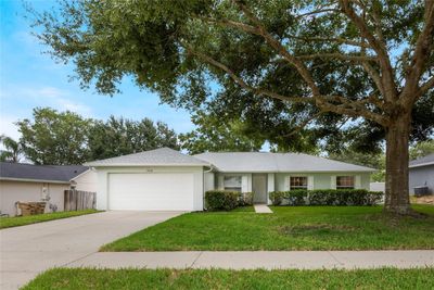 12126 Woodglen Circle, House other with 3 bedrooms, 2 bathrooms and null parking in CLERMONT FL | Image 3