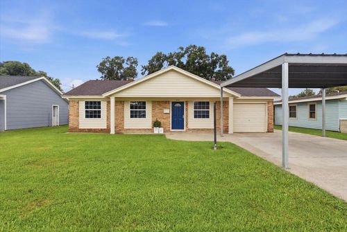 612 S S 1st 1/2 St, Nederland, TX, 77627-2319 | Card Image