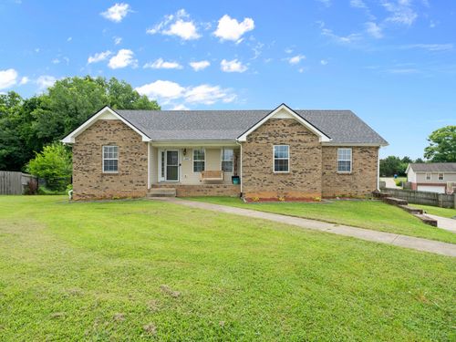 1845 Rapids Ct, Clarksville, TN, 37040-2103 | Card Image