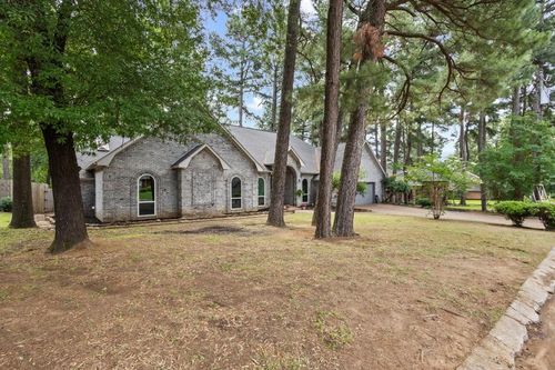 494 Spruce Dr, Reno, TX, 75462-5845 | Card Image