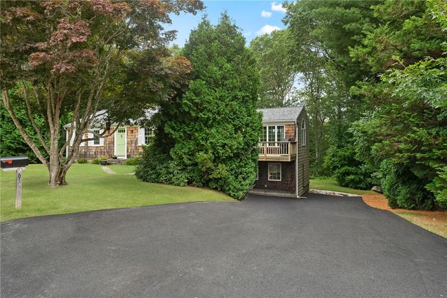 9 Lofty Heights Rd, House other with 3 bedrooms, 2 bathrooms and 4 parking in Westerly RI | Image 4