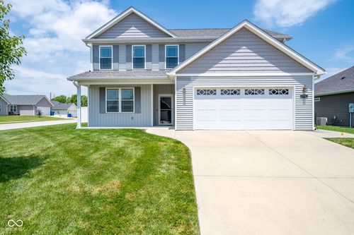 72 Briarwood Ct, Greencastle, IN, 46135-7661 | Card Image