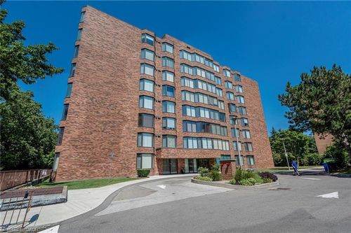 105-200 Limeridge Rd W, Hamilton, ON, L9C7M7 | Card Image