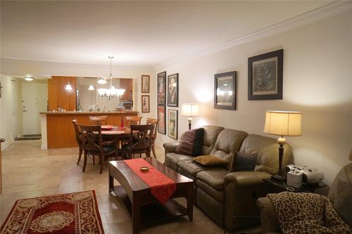 103-2851 Somerset Dr, Lauderdale Lakes, FL, 33311-1961 | Card Image