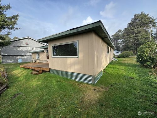 4757 State Route 109, Moclips, WA, 98562-4916 | Card Image