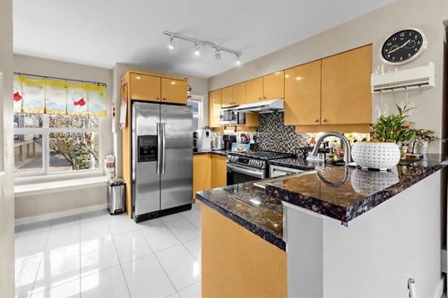19-7100 Lynnwood Dr, Richmond, BC, V7C5S8 | Card Image