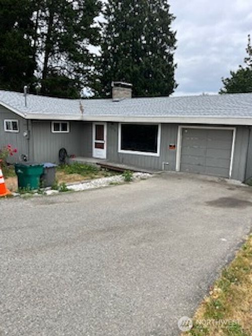 3210 Olympus Dr Ne, Bremerton, WA, 98310-4736 | Card Image