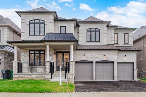17 Mosswood Trail, Brampton, ON, L6P4E7 | Card Image