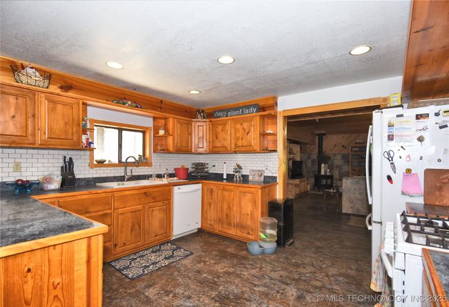 20536 S 417 Th West Ave, House other with 4 bedrooms, 2 bathrooms and null parking in Bristow OK | Image 19