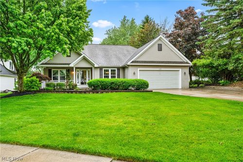4202 Shenandoah Pkwy, Brunswick, OH, 44212-2985 | Card Image