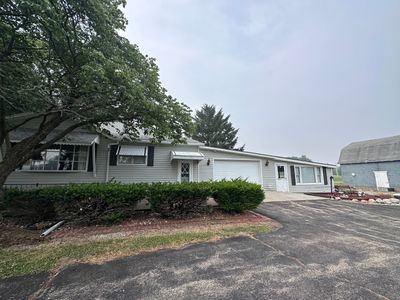 12454 Cracker Road, House other with 3 bedrooms, 1 bathrooms and 2 parking in Farmer City IL | Image 3