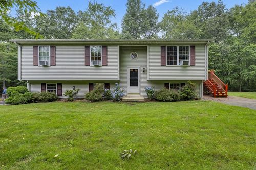 130 Grove St, Millville, MA, 01529-1640 | Card Image