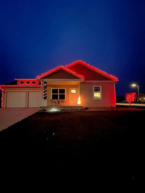 940 Quail Run, Lomira, WI, 53048-9382 | Card Image