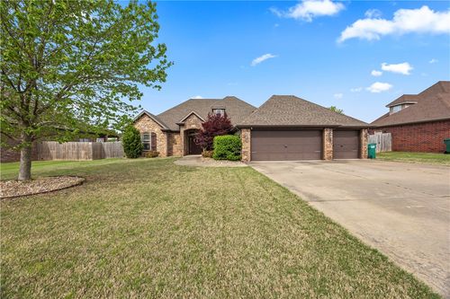 5808 S 67th St, Cave Springs, AR, 72718-8460 | Card Image
