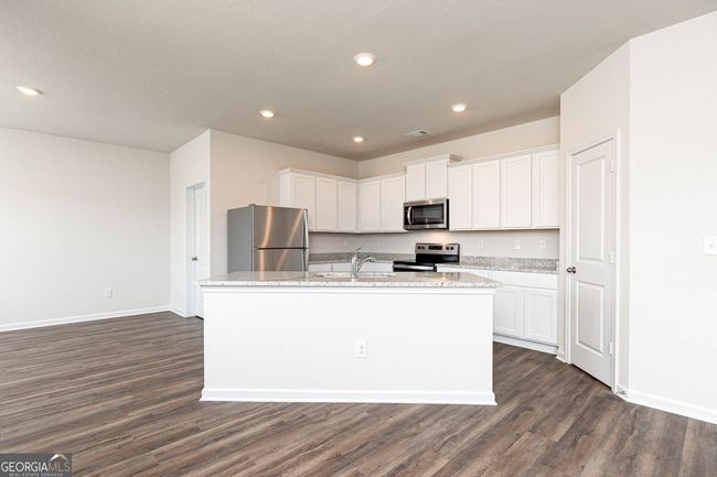 288 Oliver Dr, House other with 5 bedrooms, 3 bathrooms and null parking in Locust Grove GA | Image 7