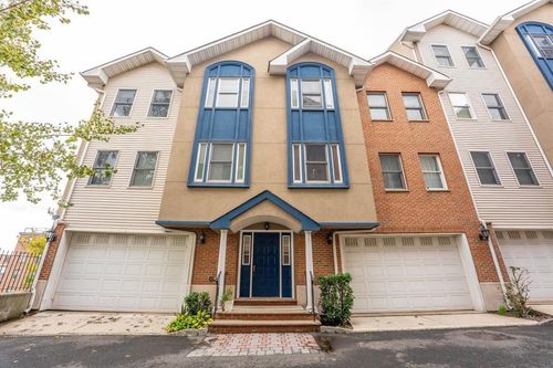 apt-701-620 38th St, Union City, NJ, 07087-1526 | Card Image