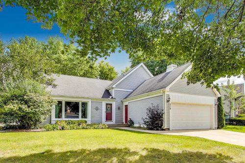 219 Abilene Ln, Vernon Hills, IL, 60061-2039 | Card Image