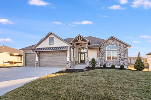 1807 Halls Creek Ave, Raymore, MO, 64083-8389 | Card Image