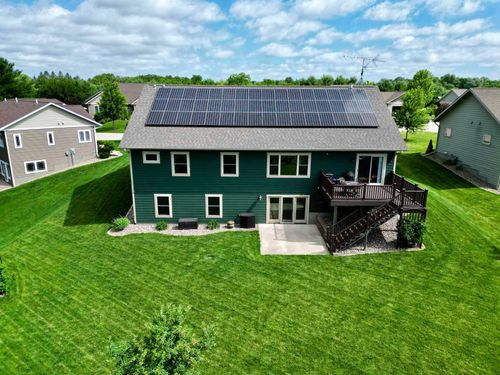 105 Ranchview Ct, Decorah, IA, 52101-7355 | Card Image
