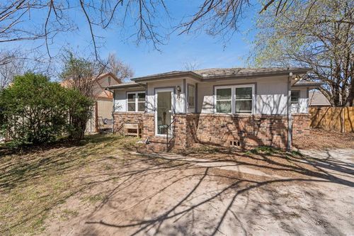 223 W Mosier St, Norman, OK, 73069-7727 | Card Image