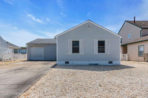 77 Storm Jib Court, Berkeley, NJ, 08721 | Card Image