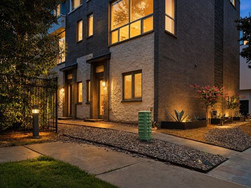 744 Cannen John Ln, Dallas, TX, 75204-6161 | Card Image