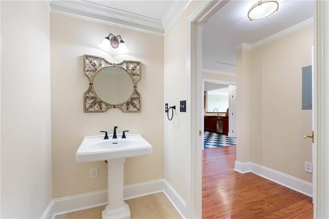 3330 Overland Dr, Condo with 2 bedrooms, 3 bathrooms and 2 parking in Roswell GA | Image 34