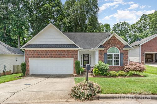 2333 Wednesbury Ct, Kannapolis, NC, 28083-1903 | Card Image