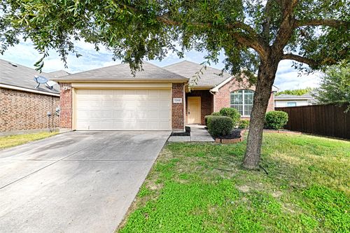 1200 Pine Forest Dr, Princeton, TX, 75407-2858 | Card Image