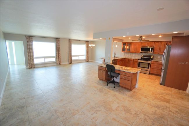 APT-9B - 1 Colony Point Dr, Condo with 2 bedrooms, 2 bathrooms and null parking in PUNTA GORDA FL | Image 6