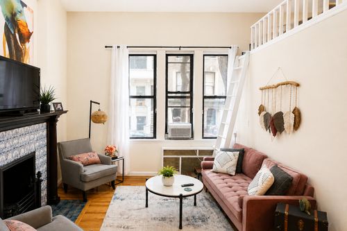 1e-257 W 91st St, New York, NY, 10024-1126 | Card Image