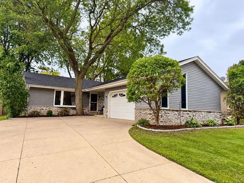 4613 87th Place, Kenosha, WI, 53142 | Card Image