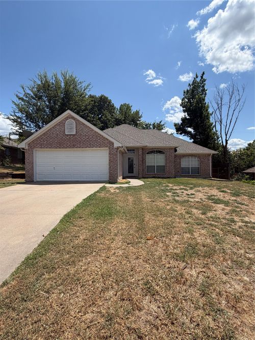 1427 Shadow Run, Weatherford, TX, 76086-3955 | Card Image