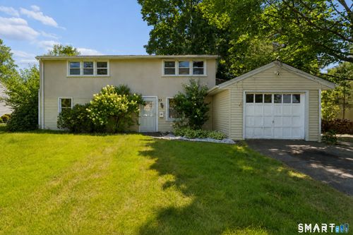 33 Assisi Way, Norwalk, CT, 06851-3213 | Card Image