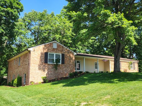 6322 Hidden Hill Cir, Roanoke, VA, 24018-7452 | Card Image