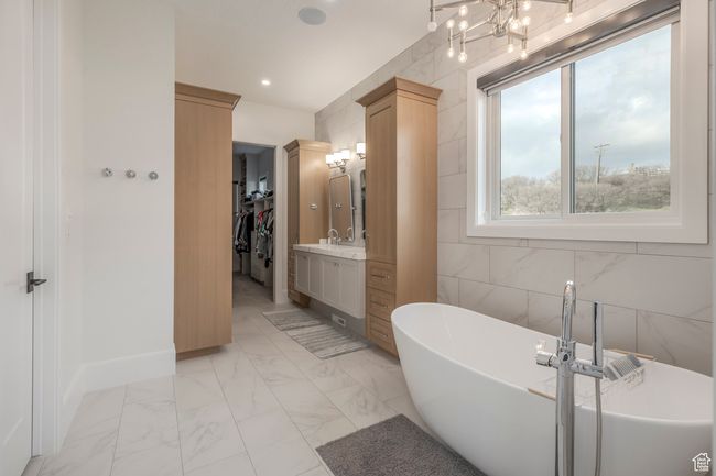 348 E Twin Hollow Cir, House other with 4 bedrooms, 6 bathrooms and 6 parking in Mapleton UT | Image 27