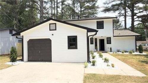 2070 Mallard Way, Lithonia, GA, 30058-8335 | Card Image