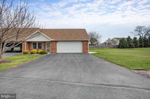139 Central Way, SHIPPENSBURG, PA, 17257-8793 | Card Image