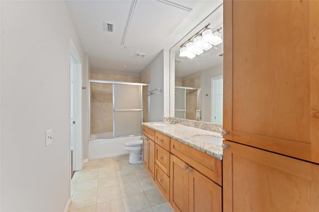 UNIT-1606 - 3505 Sage Rd, Condo with 2 bedrooms, 2 bathrooms and 1 parking in Houston TX | Image 24