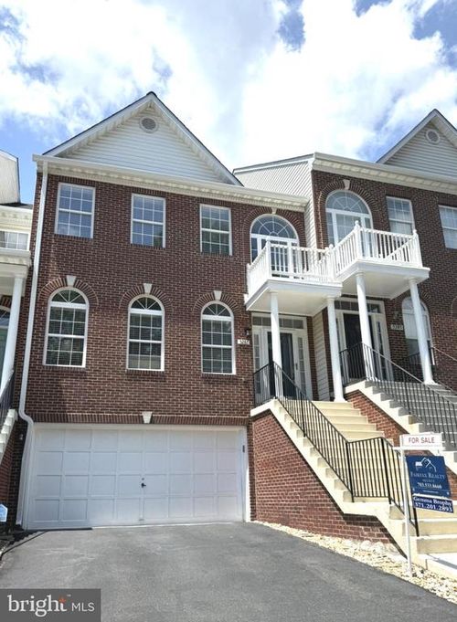 5287 Ballycastle Cir, ALEXANDRIA, VA, 22315-5502 | Card Image