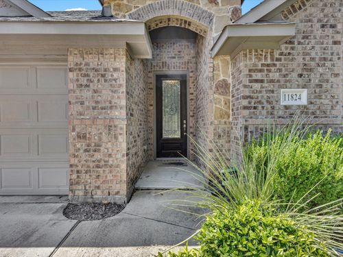 11824 Bexley Dr, Burleson, TX, 76028-0288 | Card Image
