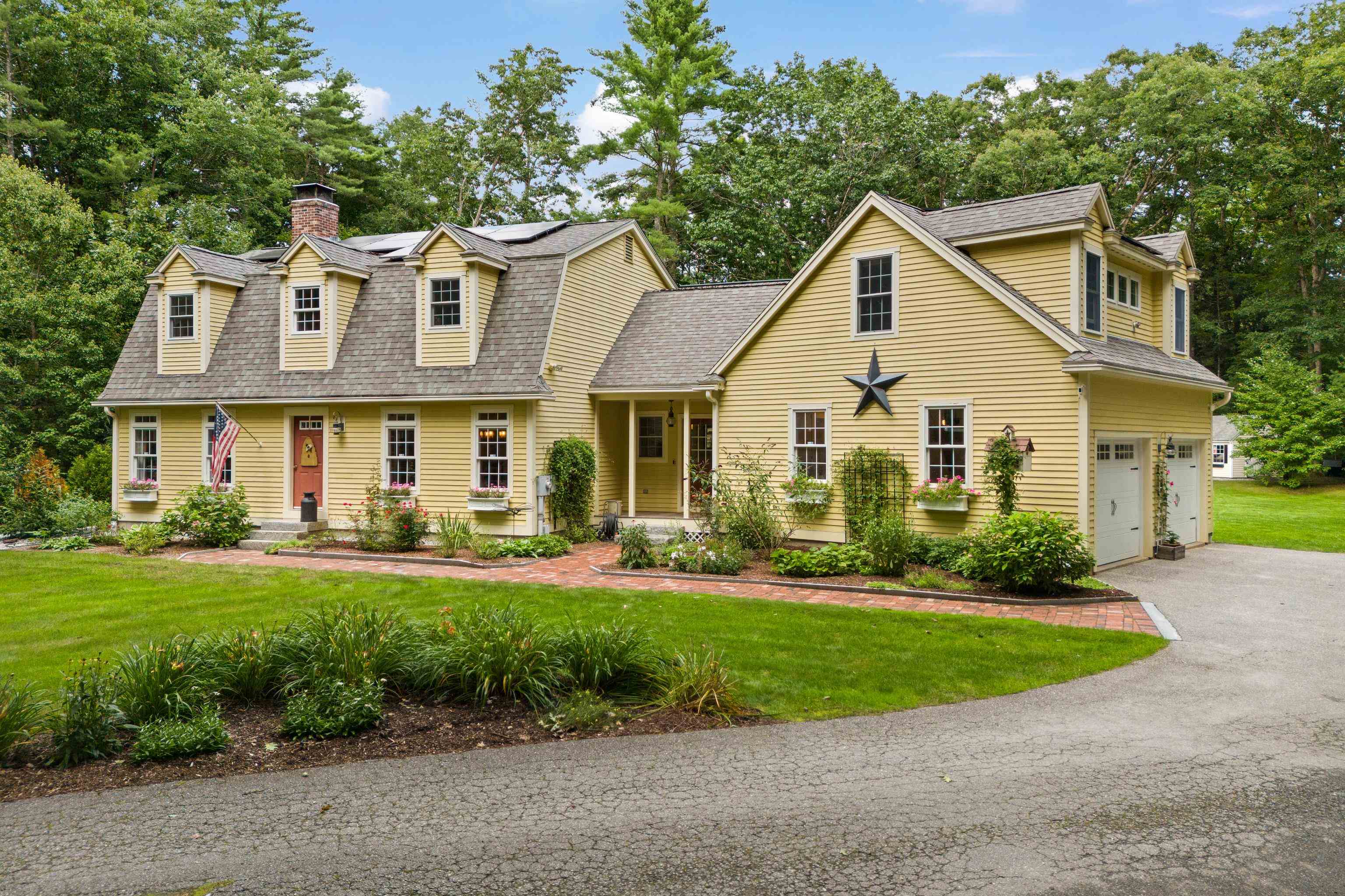 Riverdale Rd, New Boston, NH 03070
