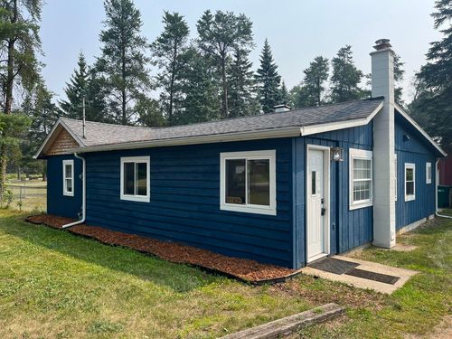 3942 Woods Rd, Harrison, MI, 48625-9724 | Card Image