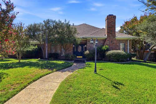 2700 Nighthawk Dr, Plano, TX, 75025-2126 | Card Image
